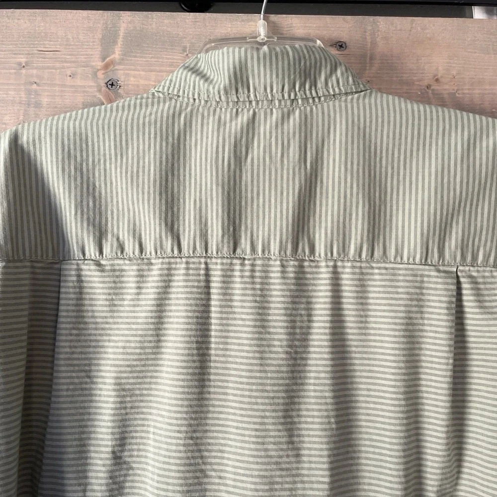 Grundens Men's Platform SS Shirt Tea Lichen Green Men's size Large Striped - Picture 10 of 10